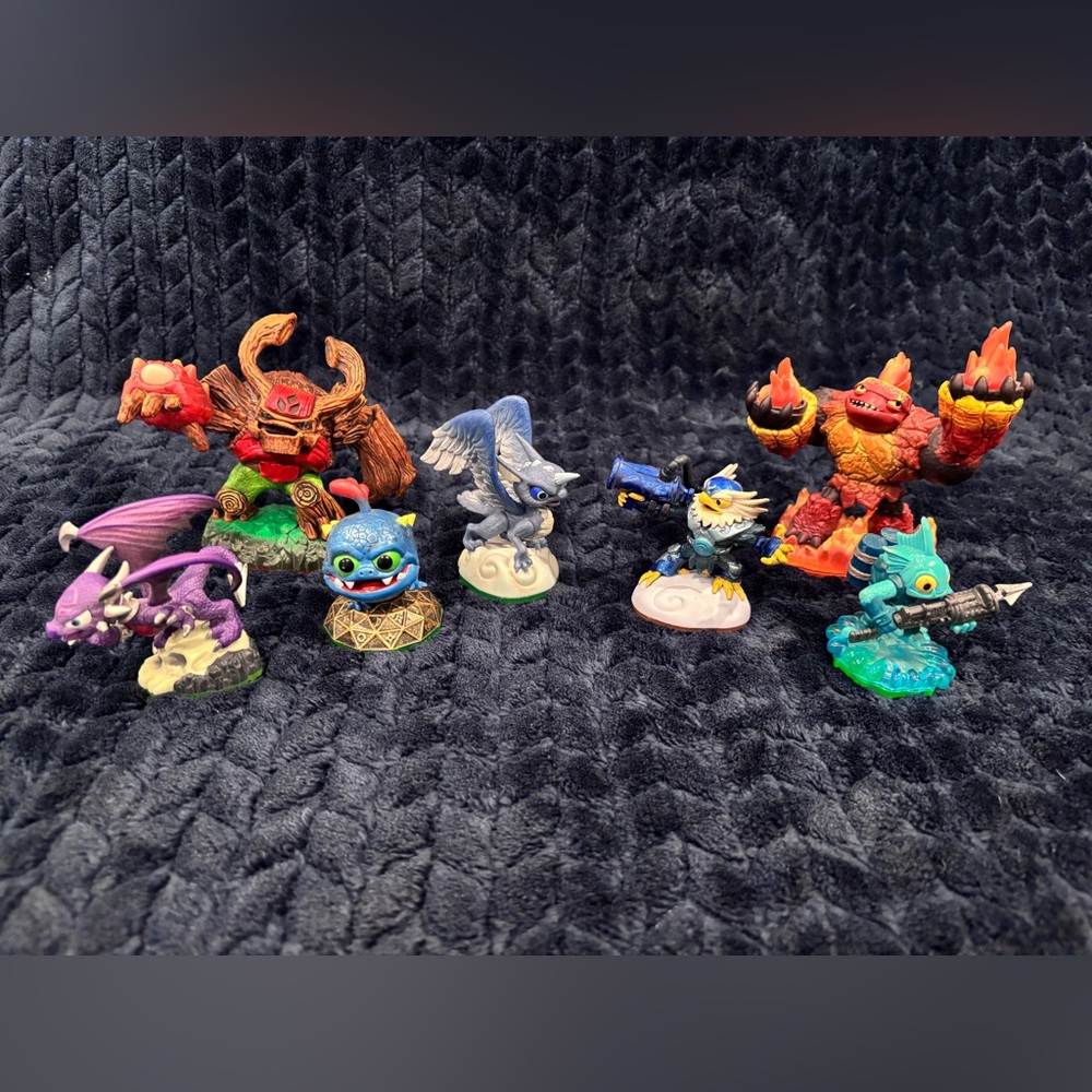 Skylanders Figure Set-Lot of 7